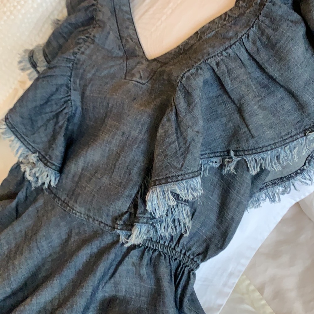 Trina Turk Ruffles Top - Picture 5 of 9